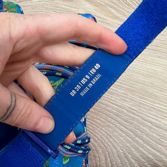 NEW $230 FARM RIO Blue Macaw Platform Sandal Strappy - Picture 6 of 6